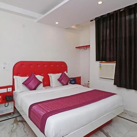 Hotel Leo Continental Neu-Delhi Exterior foto