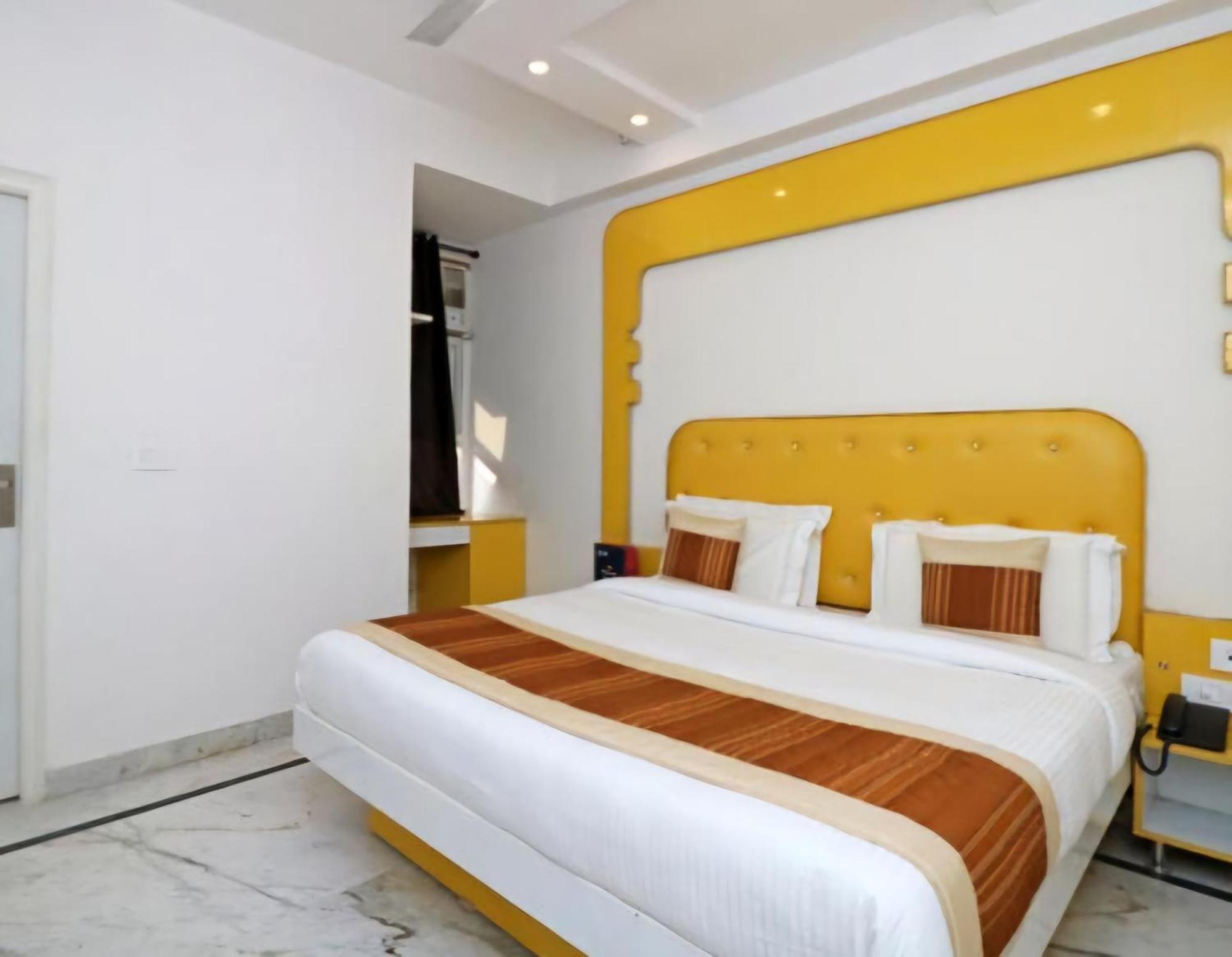 Hotel Leo Continental Neu-Delhi Exterior foto