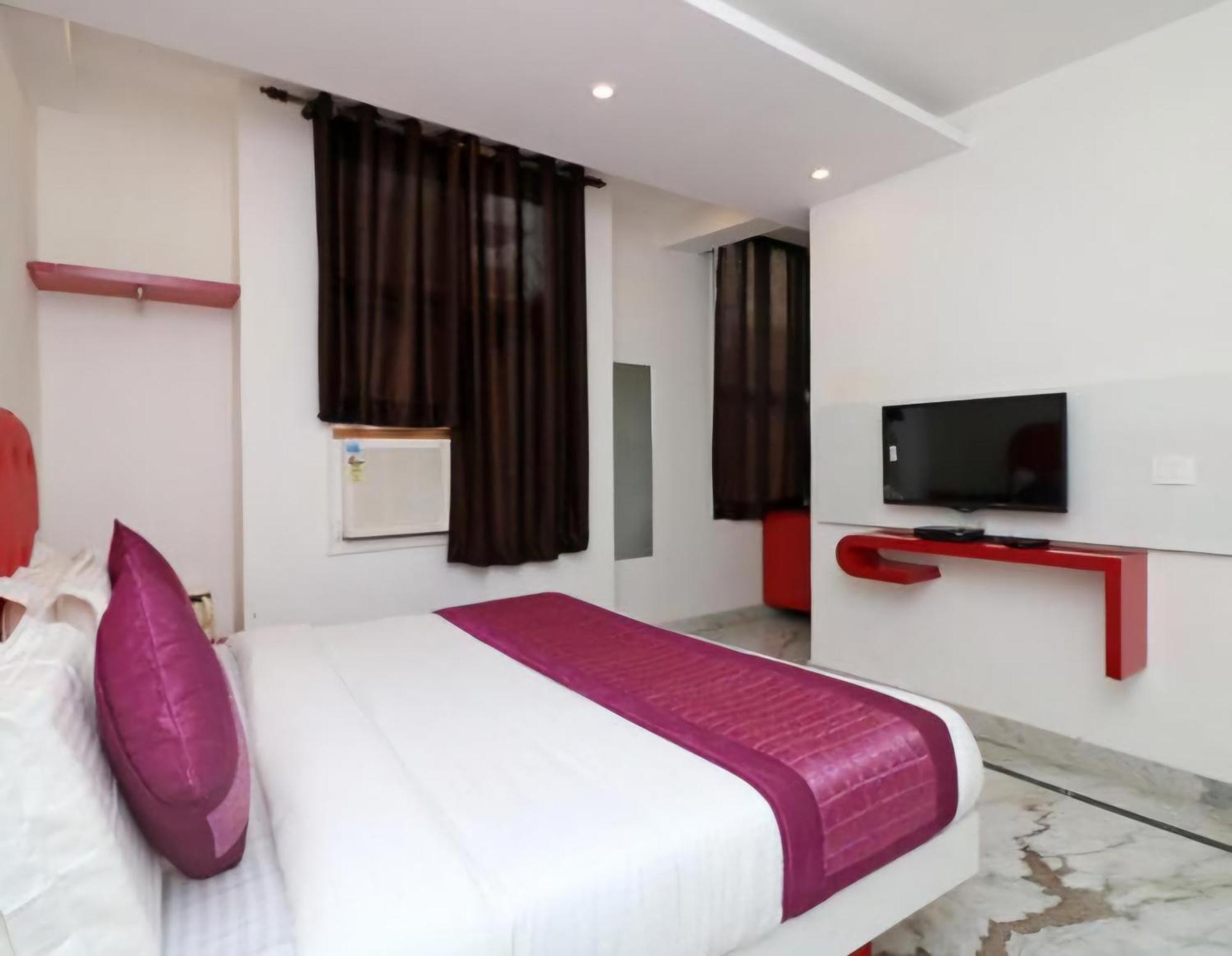 Hotel Leo Continental Neu-Delhi Exterior foto
